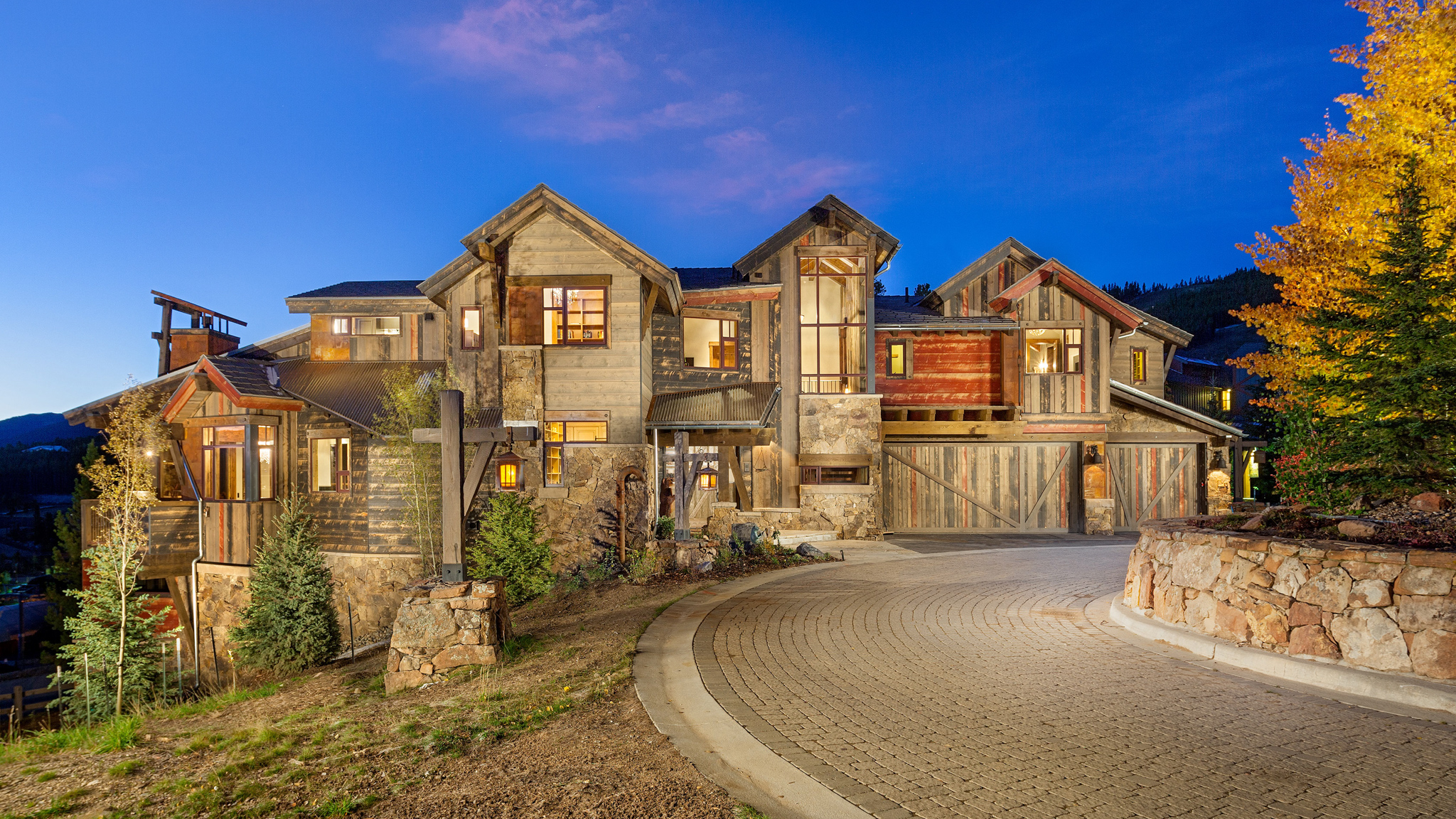 A Mine Shaft | Breckenridge Vacation Rentals | Paragon Lodging