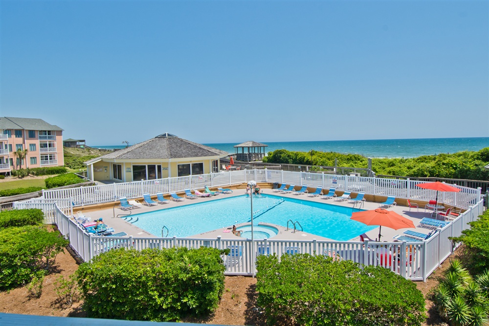 Oceanfront Pool