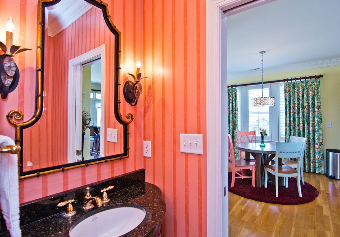 Carriage House At Water's Edge