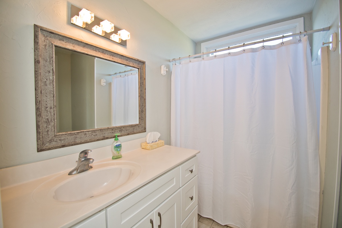 Level One Bath Shared