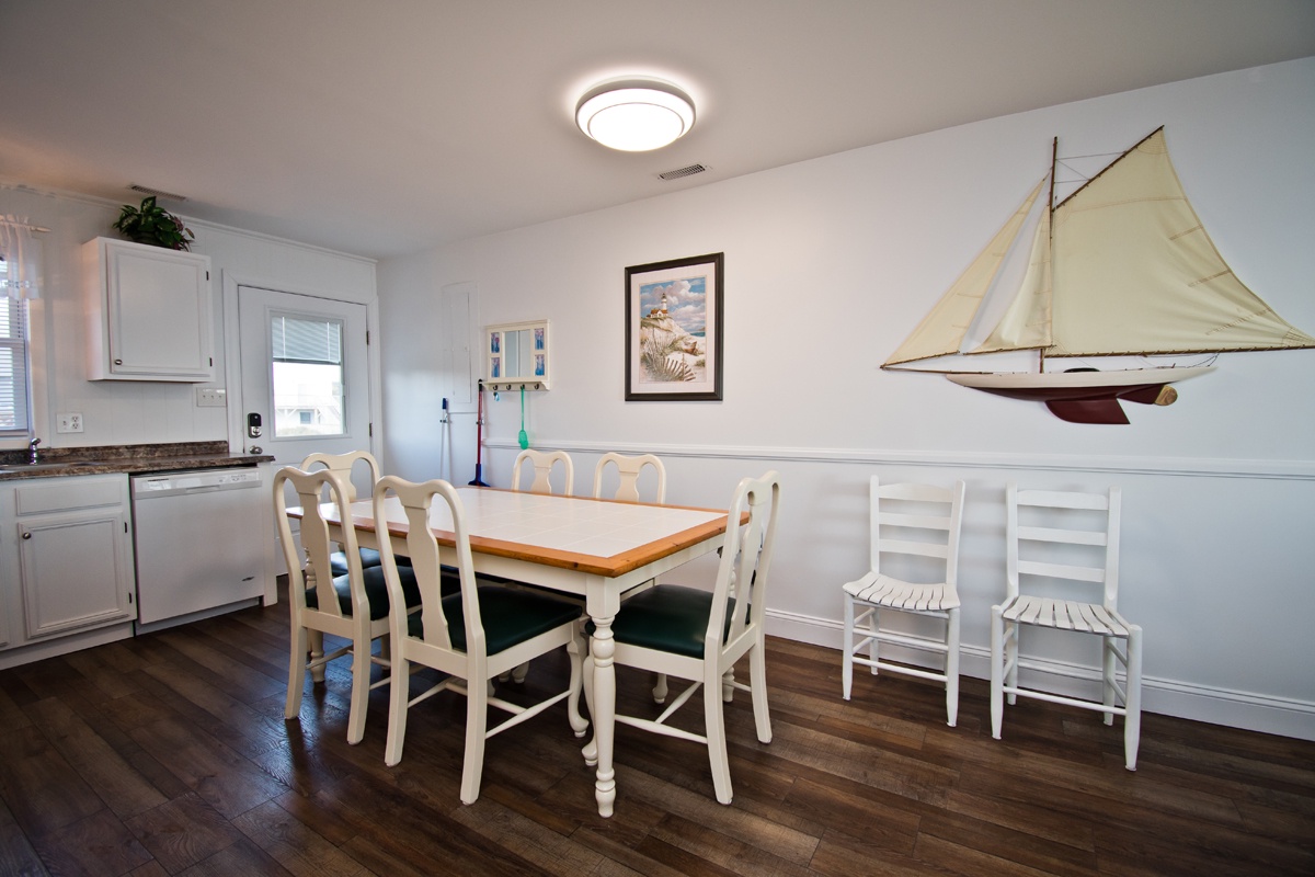 Captain's Quarters West