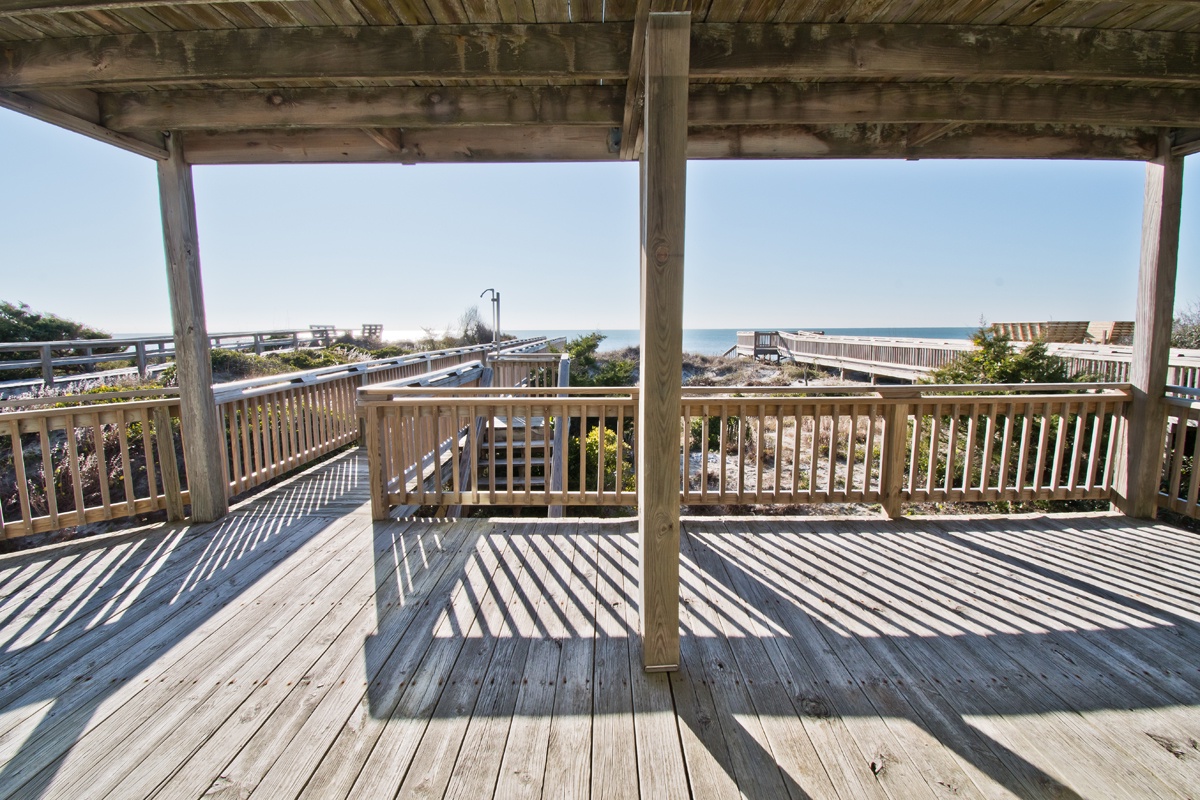 Deck off King