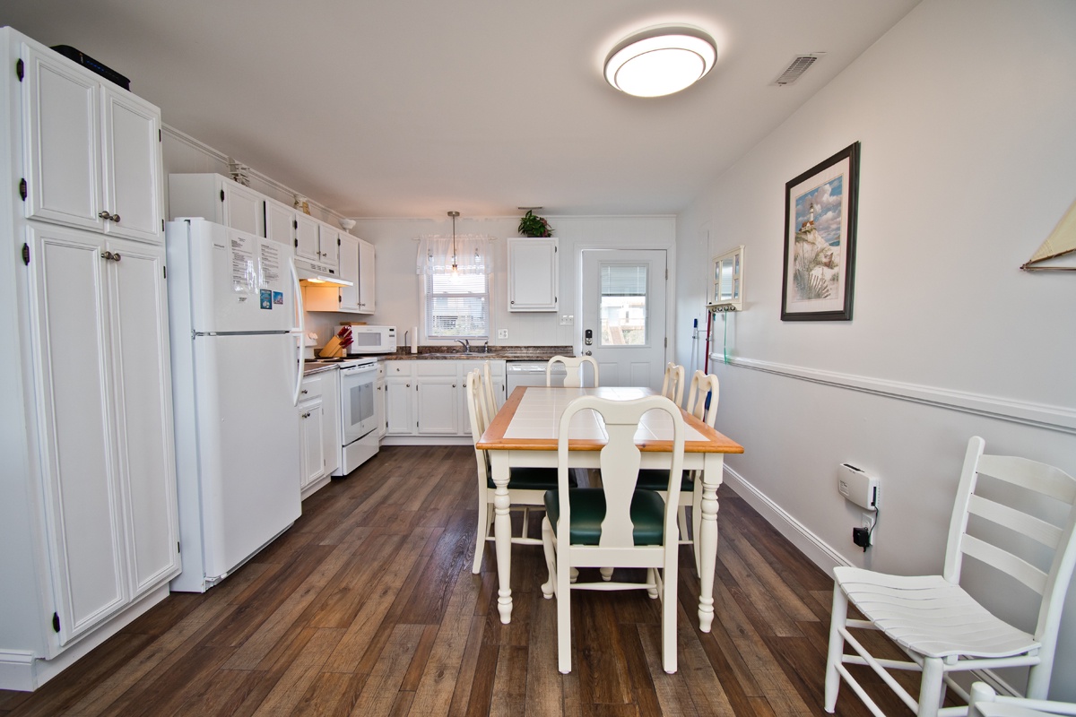 Captain's Quarters West