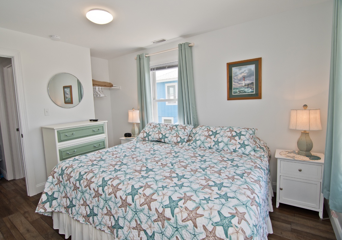 Captain's Quarters West