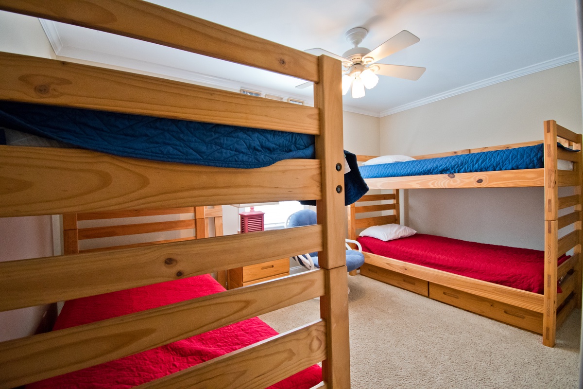 Level Two Bedroom with 2 Twin Bunks