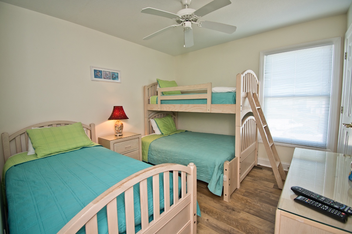 Level One Bedroom with Twin and Twin Bunk
