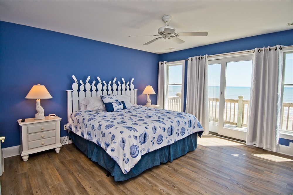 Level Two Oceanfront Master Bedroom with King