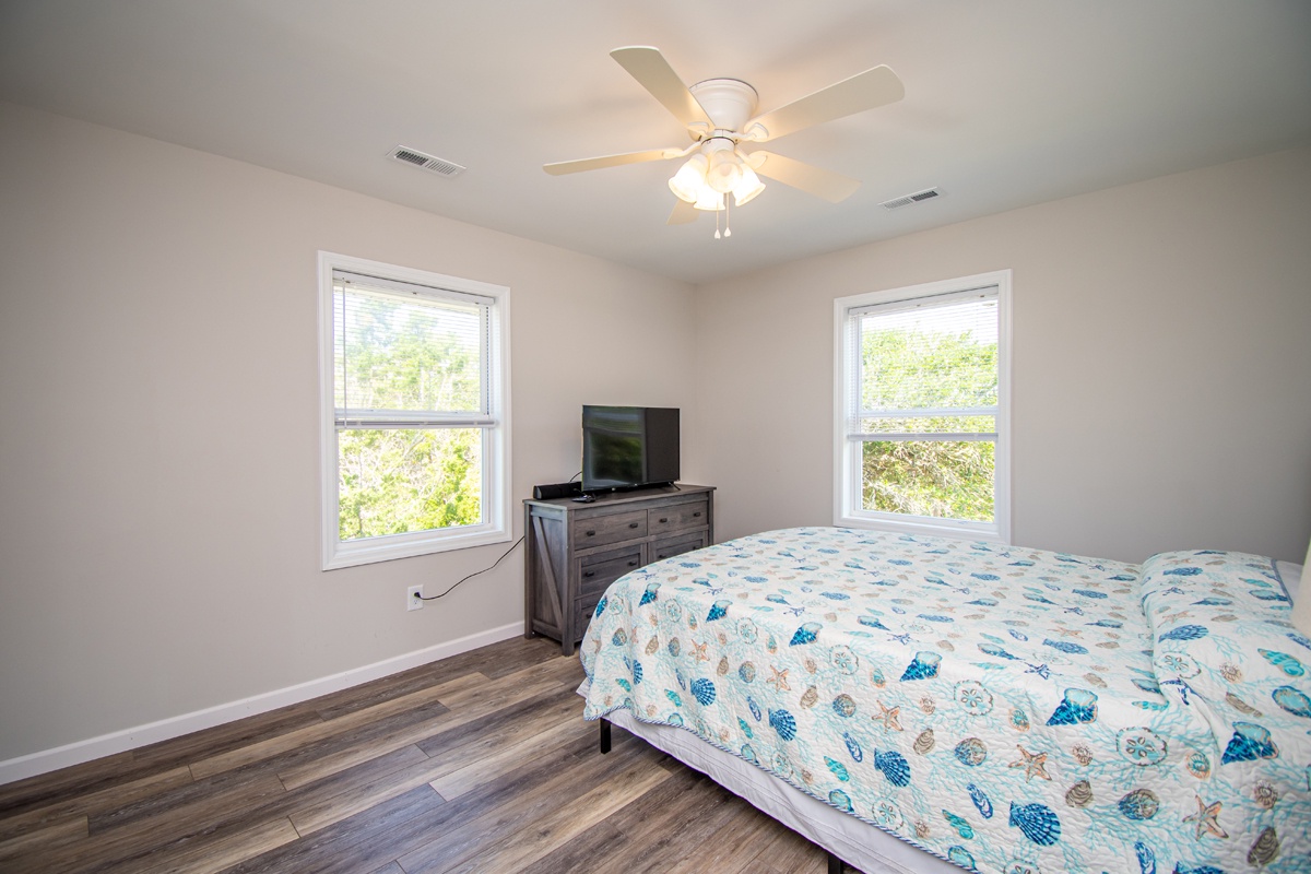 Level One Bedroom with Queen