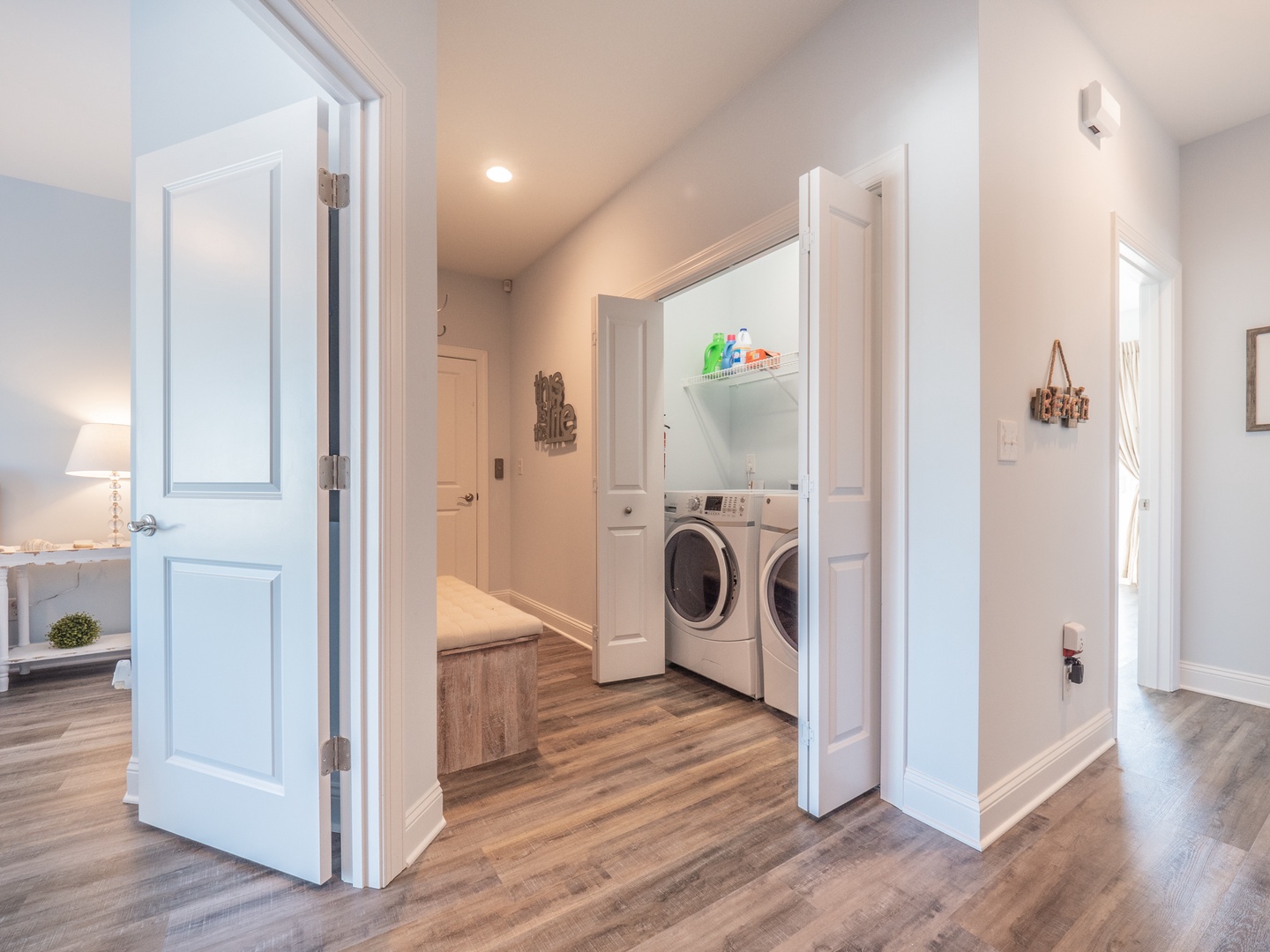 30 Q32-large-2000px - laundry