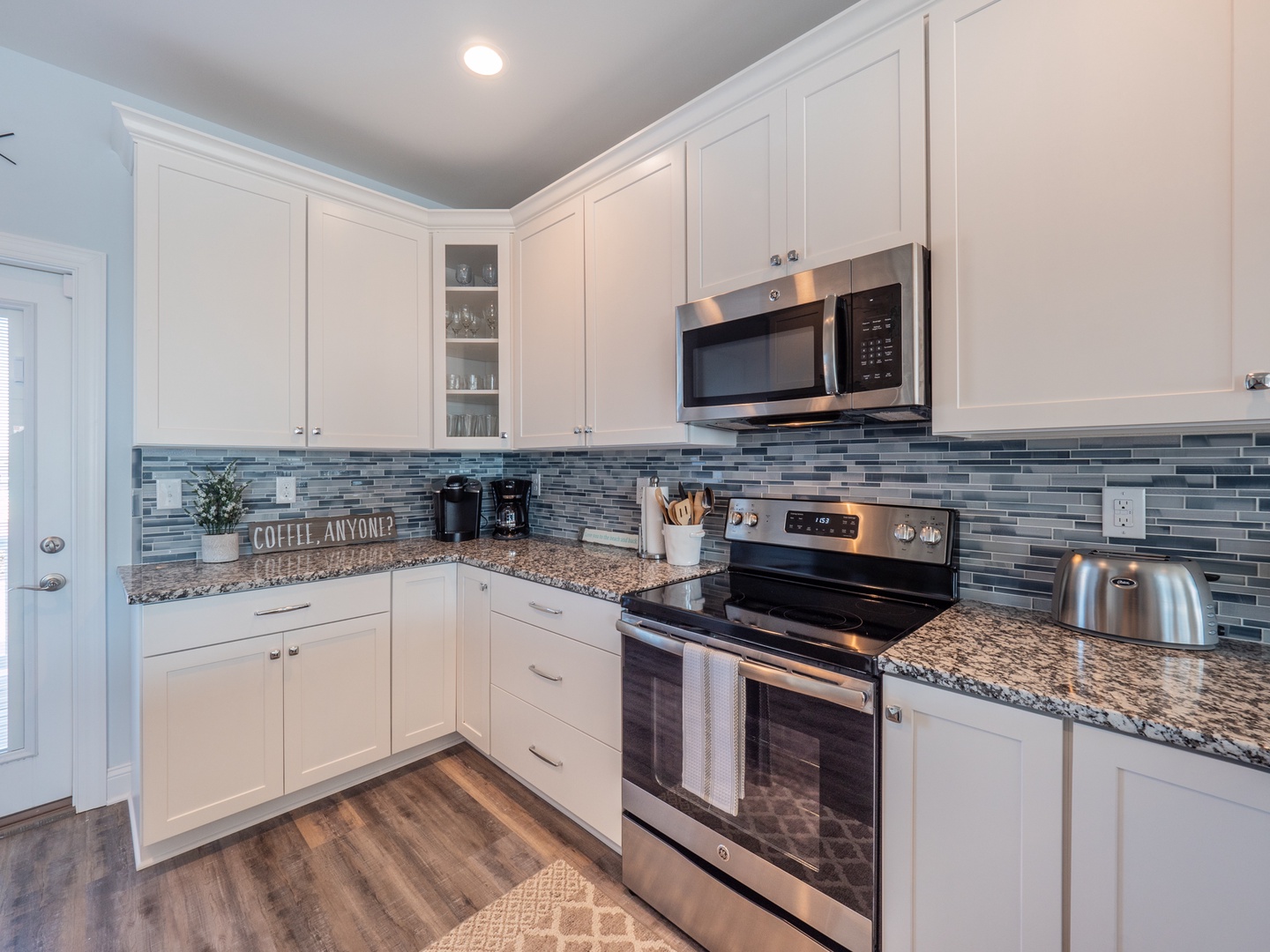 10 Q10-large-2000px - kitchen