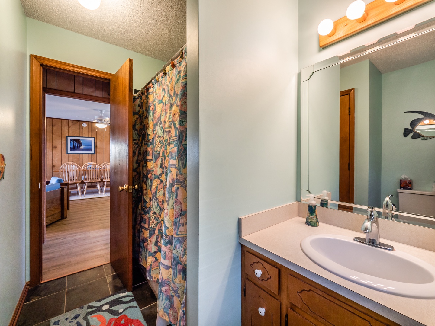 17 Q23-large-2000px - bath 2