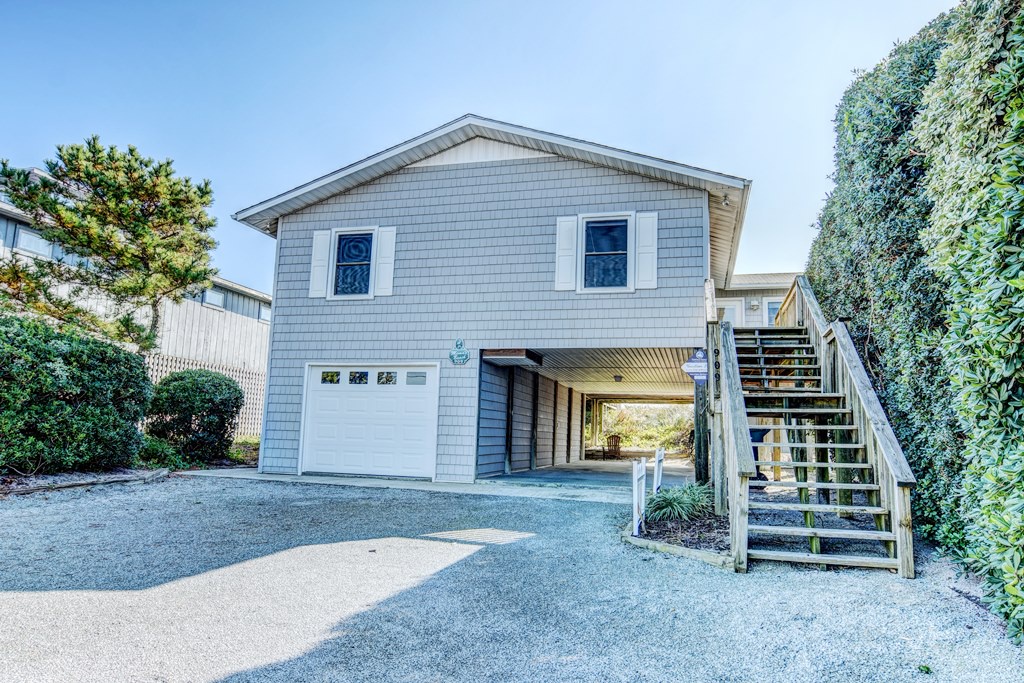 2 215 Kirks Memas Beach streetside 479789