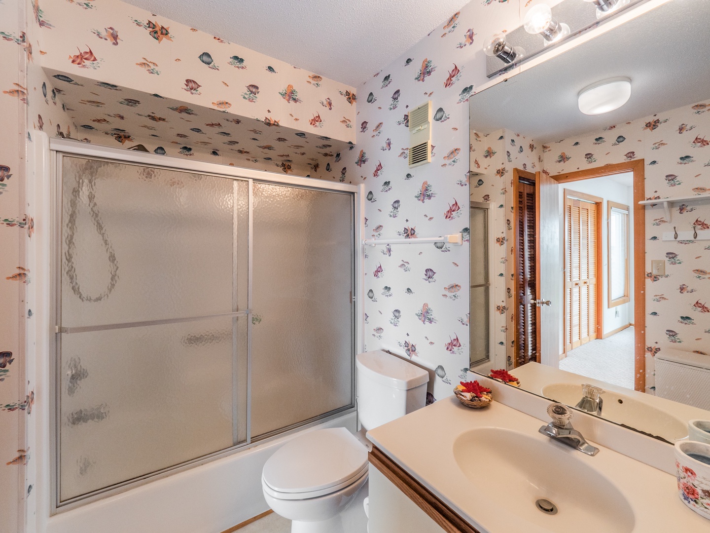 16 Q18-large-2000px - bath 2