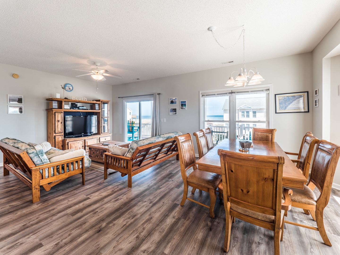 3 Q02-large-2000px - living -dining