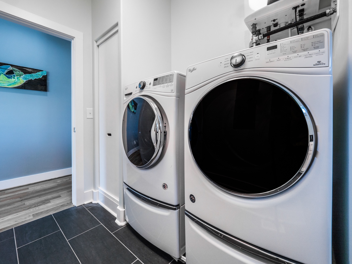 22 Q32-large-2000px - laundry