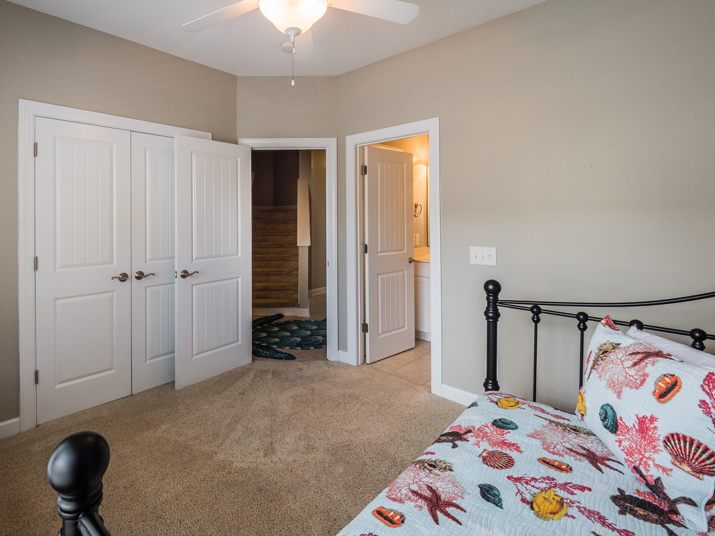 14 Q15-large-2000px - day bed