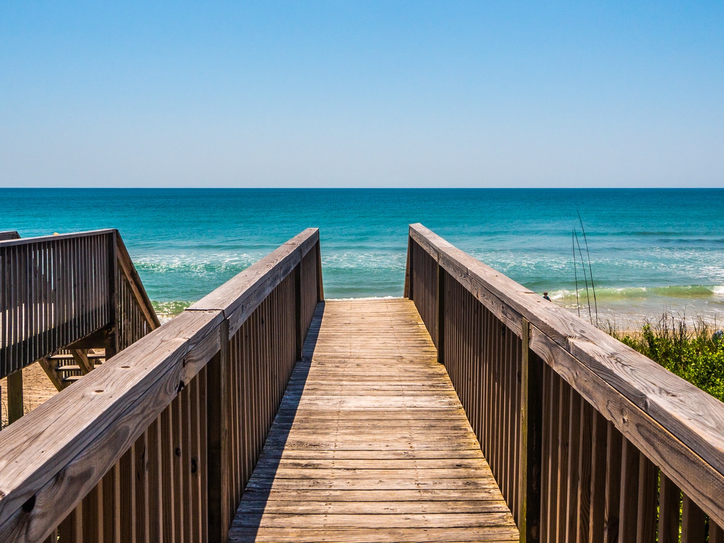 34 Q36-large-2000px - walkway to beach