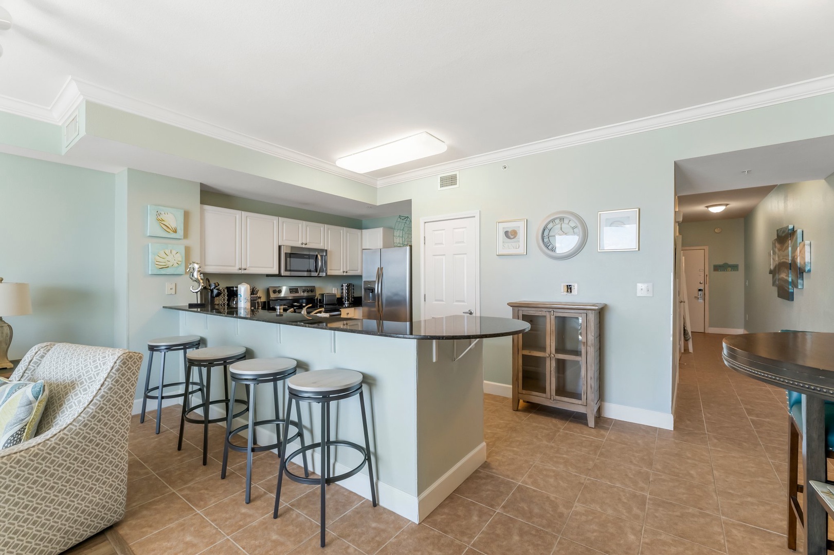 Breakfast bar