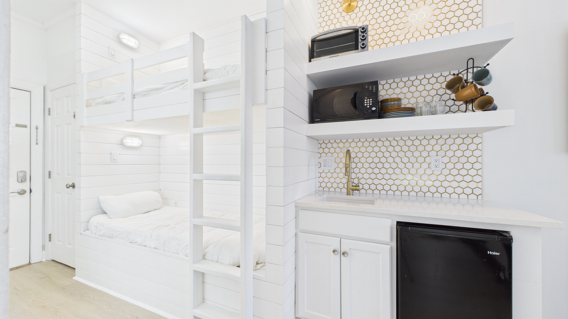 Kitchenette and bunk bed