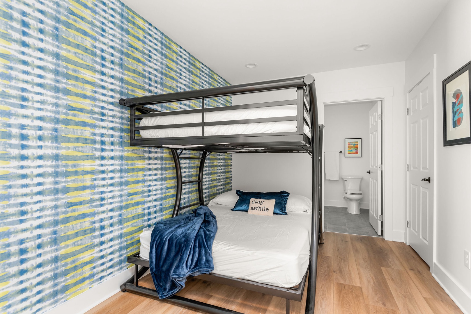 Downstairs Bunk Room-Full over full bunks-Sleeps 4