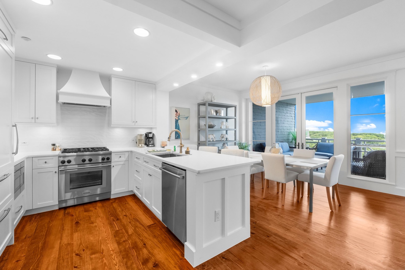 Fill kitchen