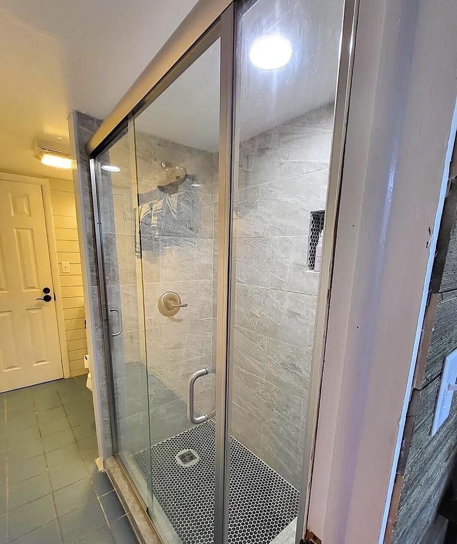Full bathroom with beautiful walk in shower