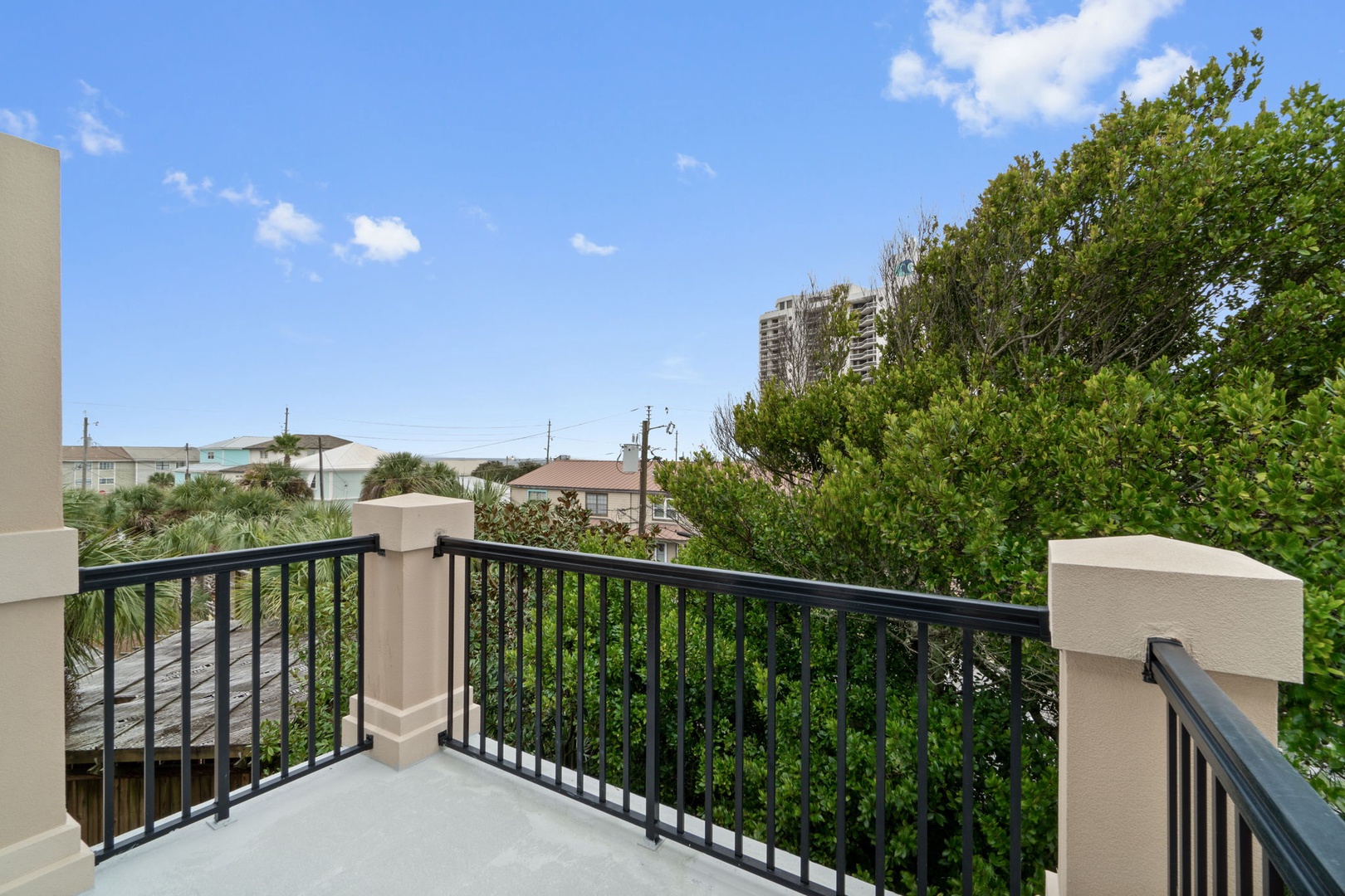 Balcony on the 3rd floor