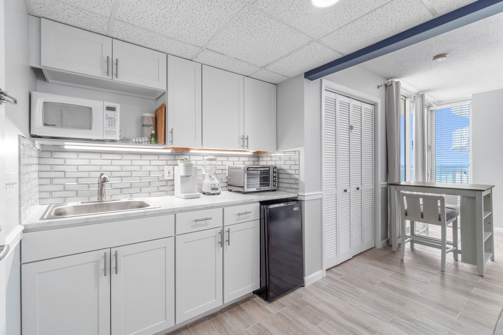 Mini Kitchen