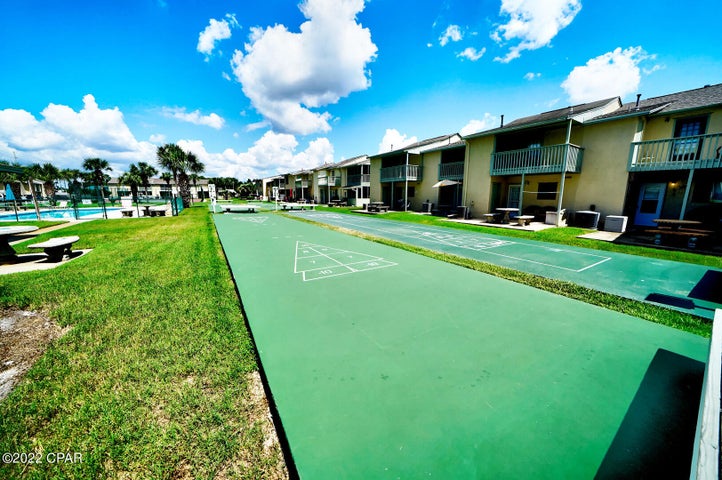 Shuffleboard Courts