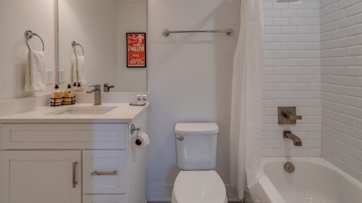 Full bathroom