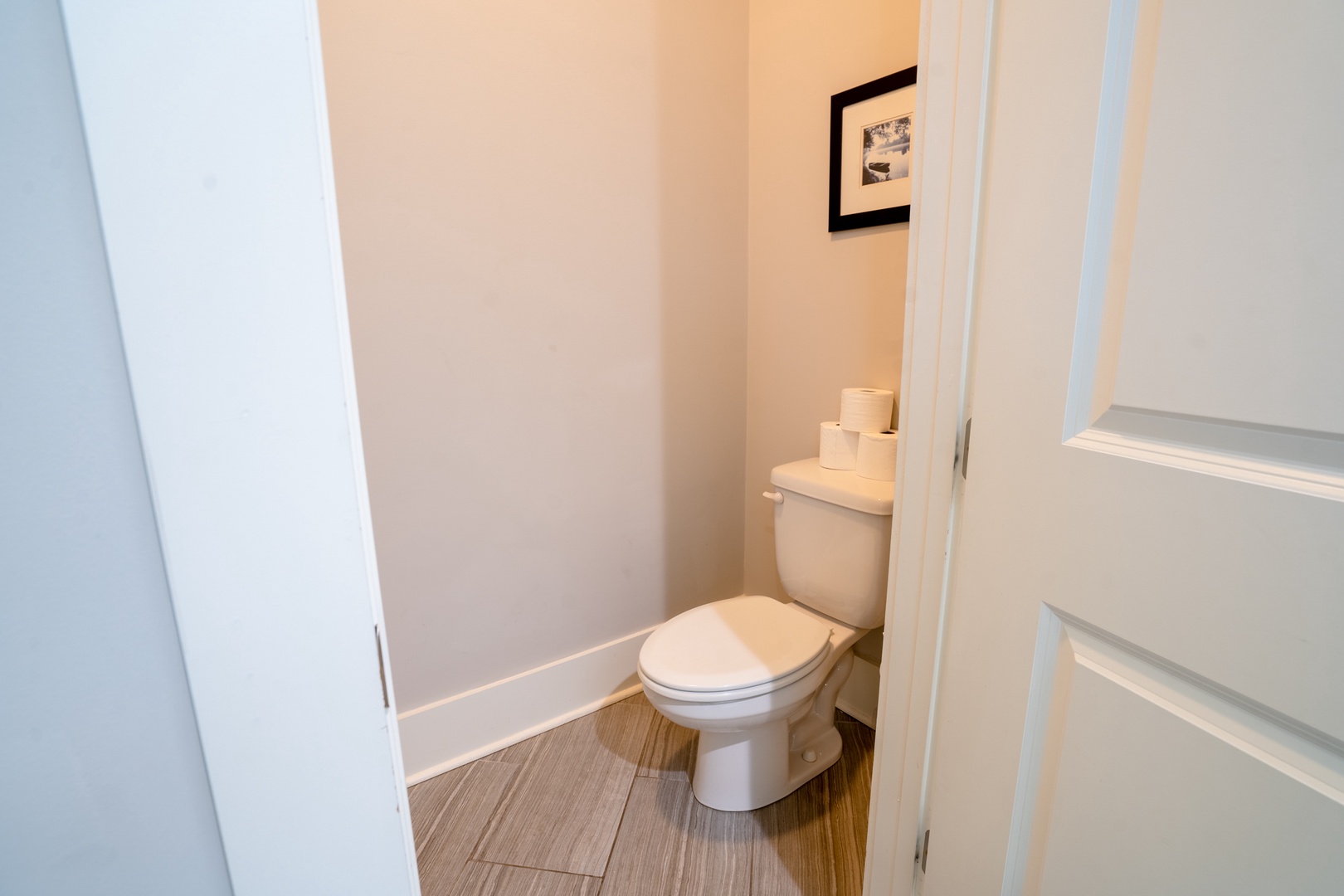 Downstairs 1/2 bath