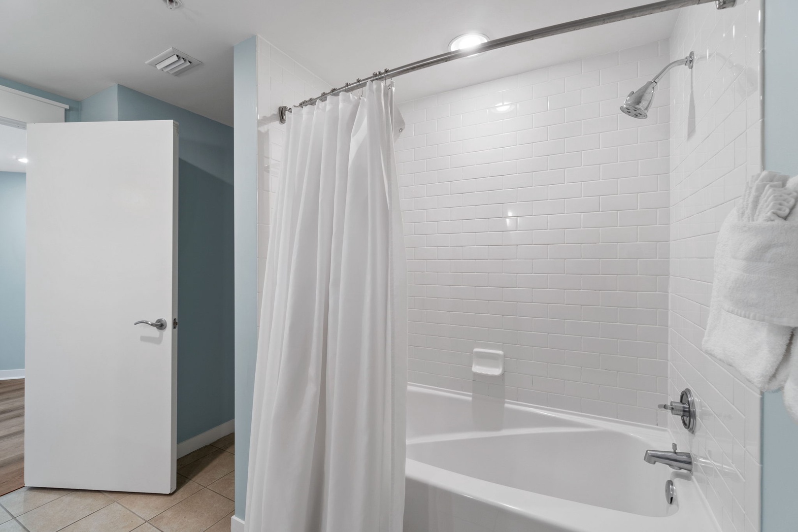 Full bathroom