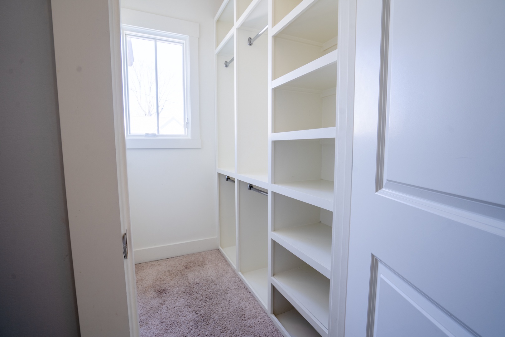 Closet for guest bedroom 2