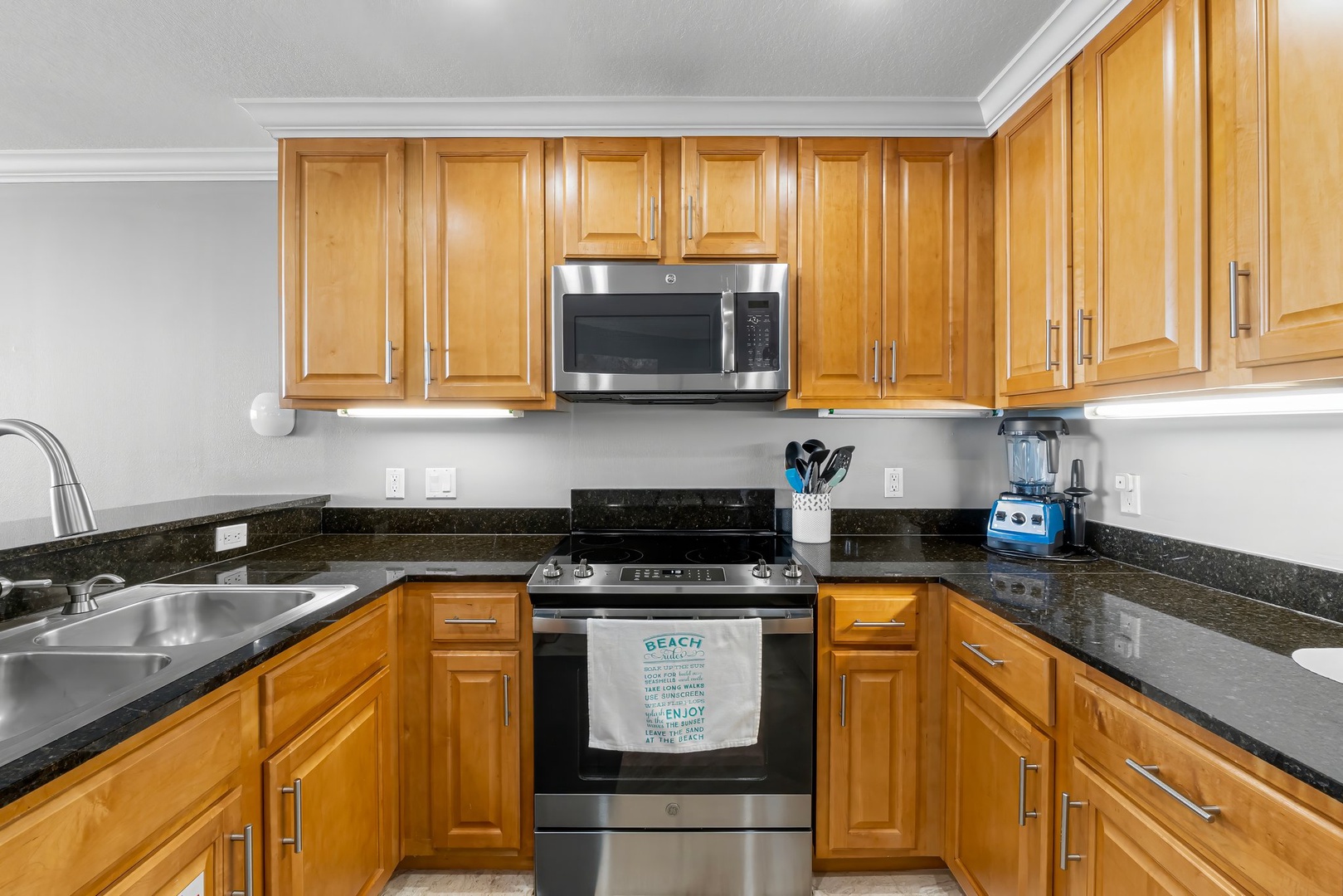 Full kitchen with all the cooking essentials