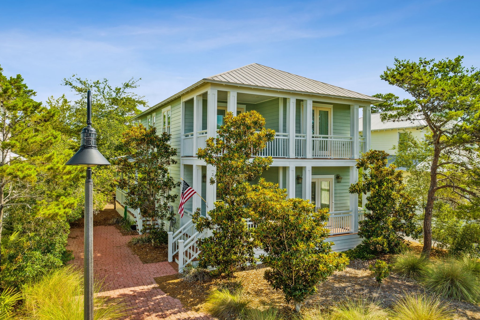 Exterior Photo with a secluded backyard