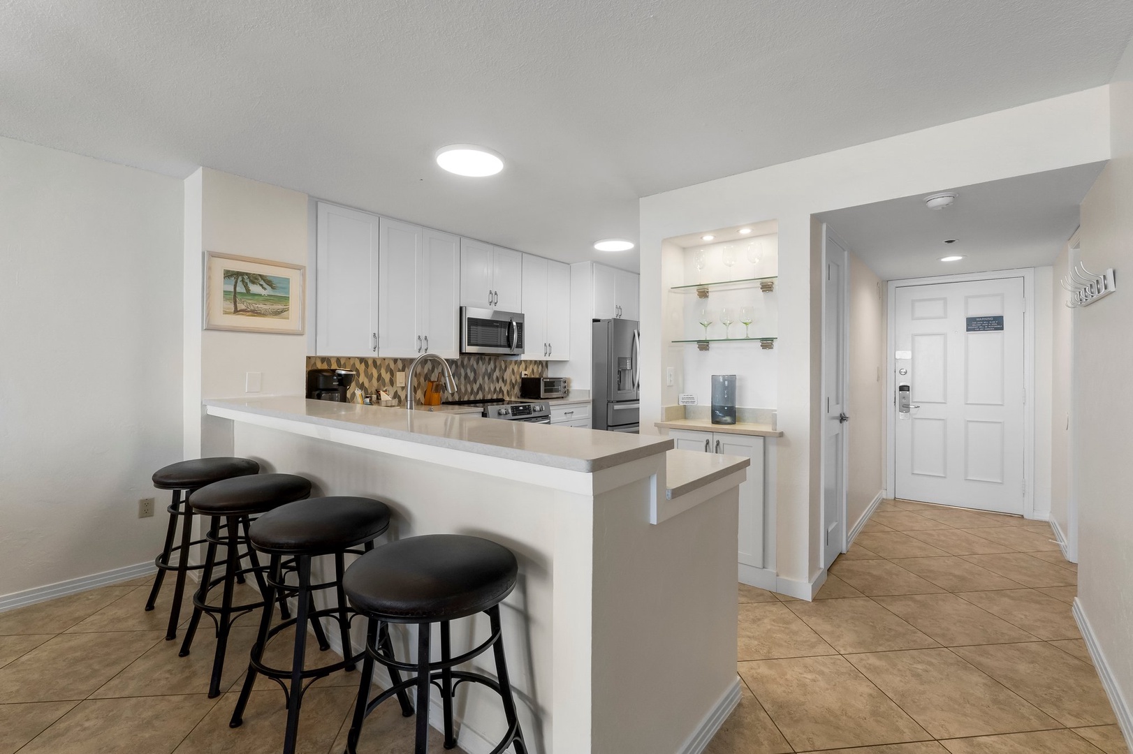 Full kitchen