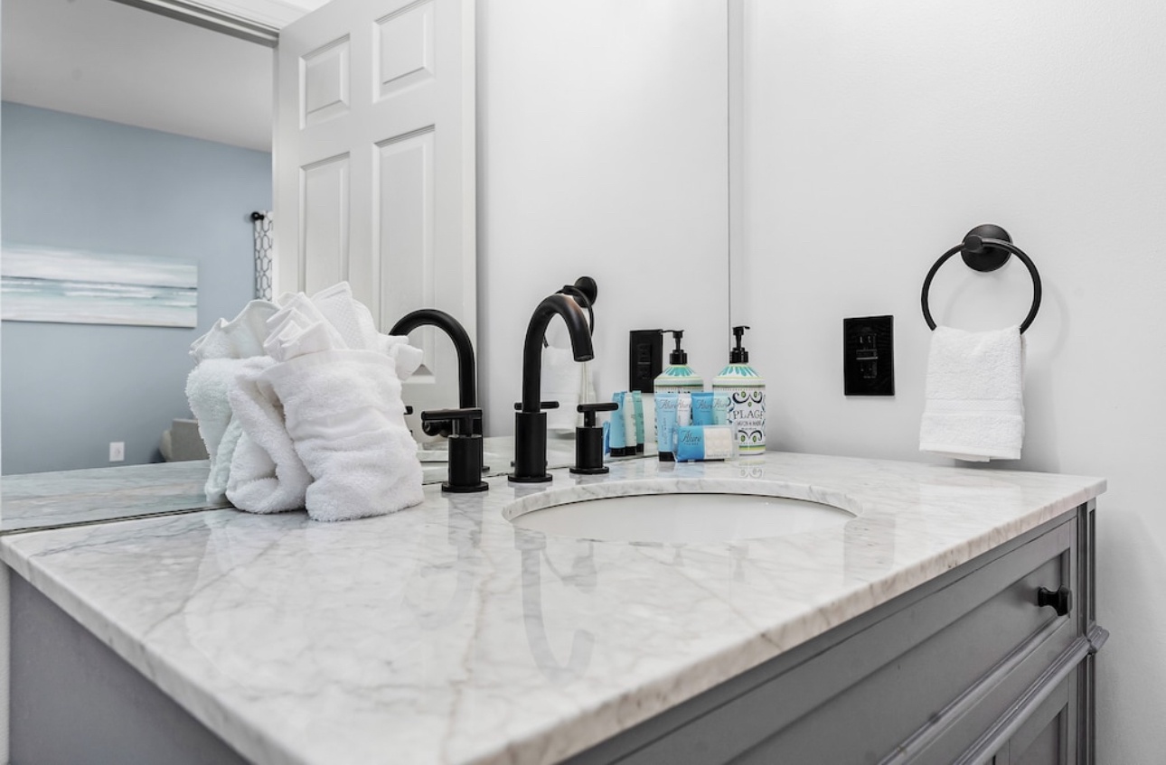 Full bathroom