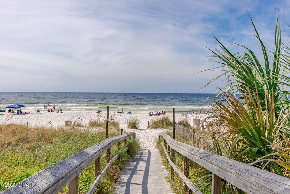 Boardwalk to the beach