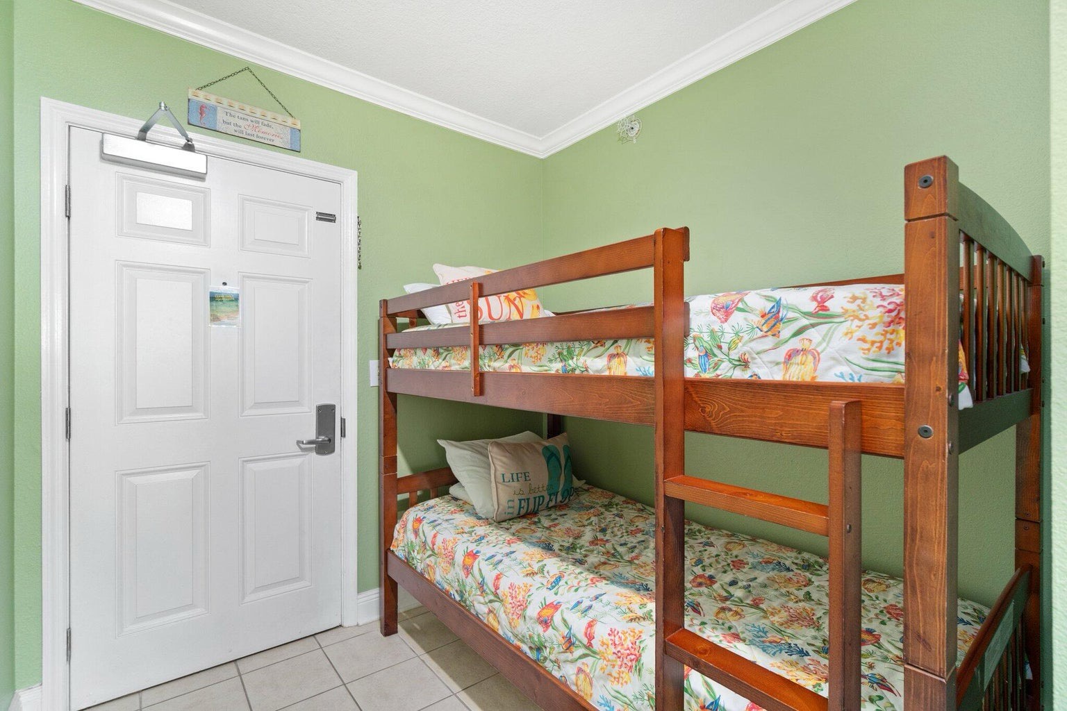 Bunk space with twin over twin bed