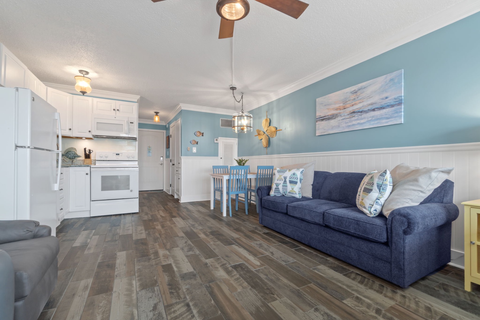 Living and dining area