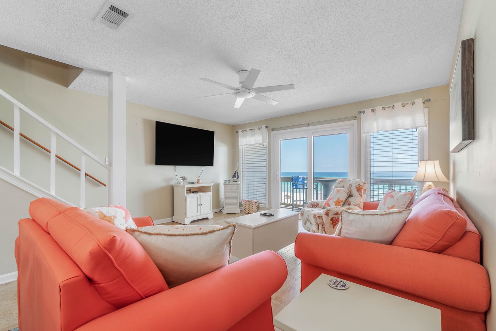 Living room & balcony access