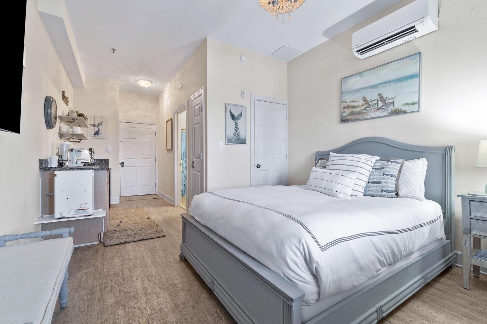 Queen size bed