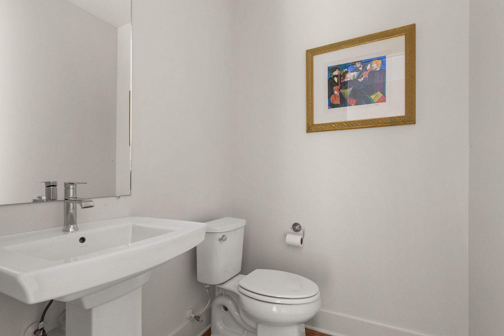 1/2 bath on the 2nd floor main level
