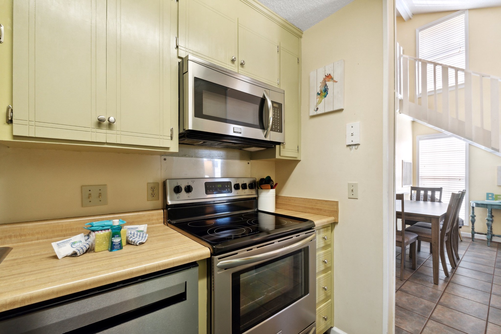 Fully applianced kitchen