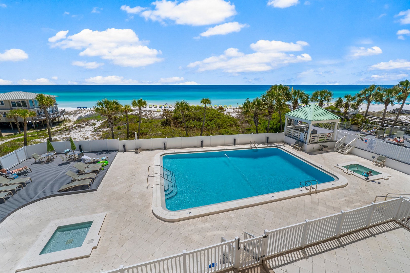 Complex pool