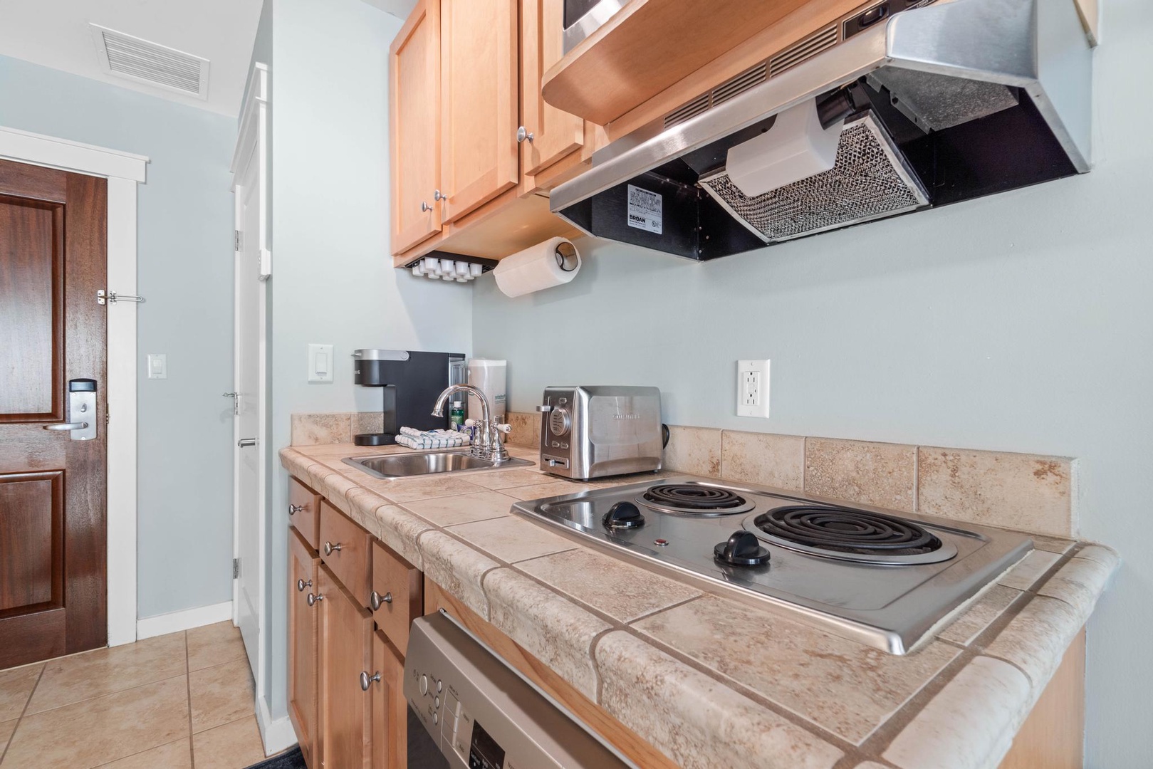 Kitchenette with microwave