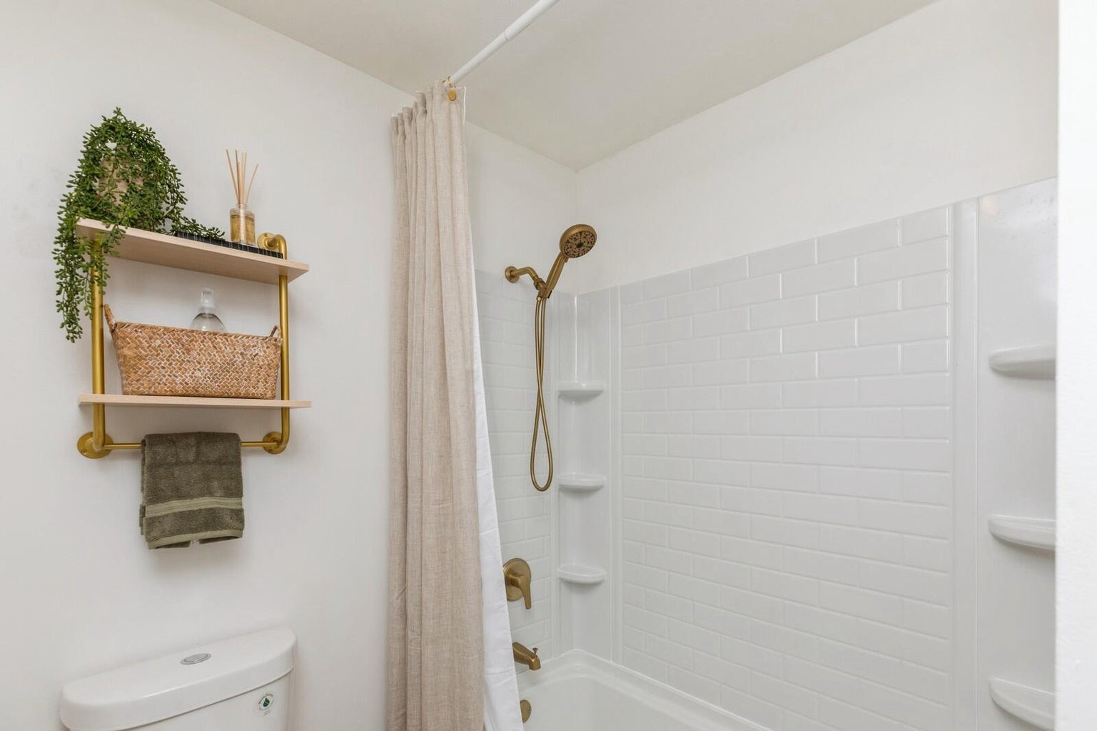 Ensuite bathroom with shower and tub combo