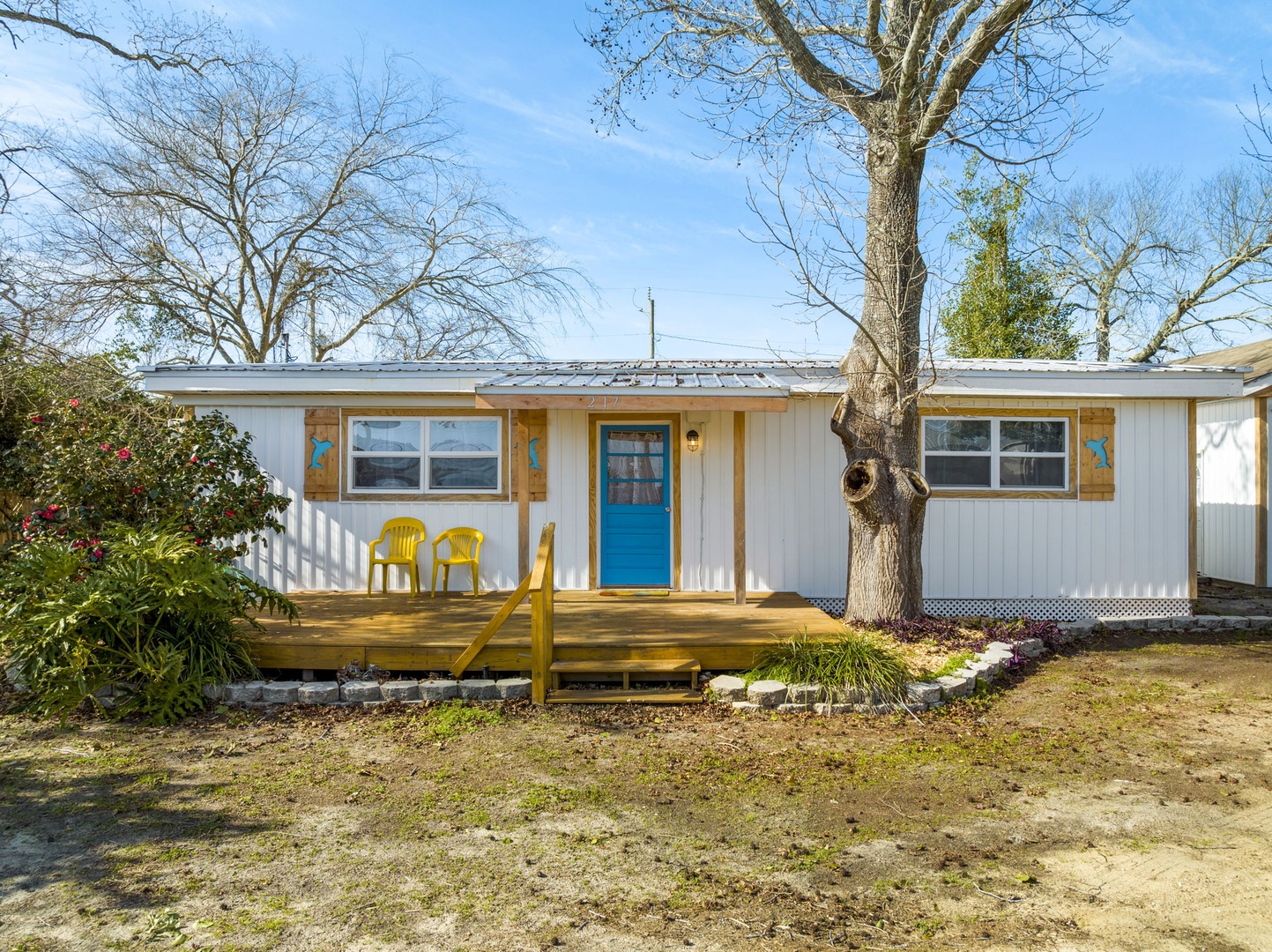 Front entrance & patio