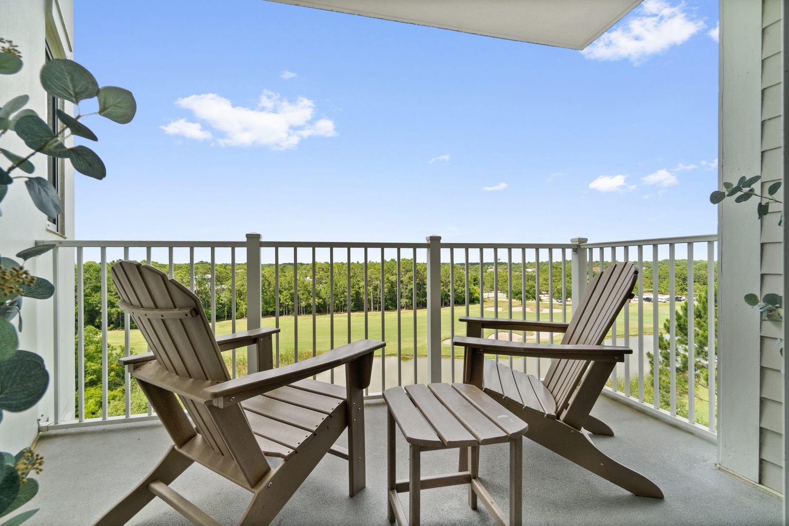 Furnished balcony