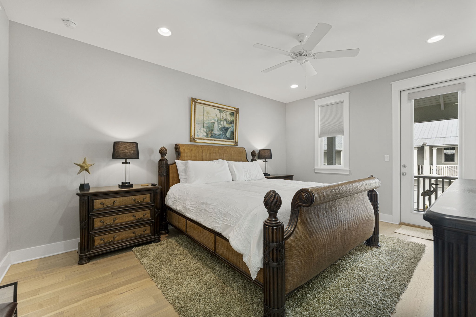 King master bedroom on upper level